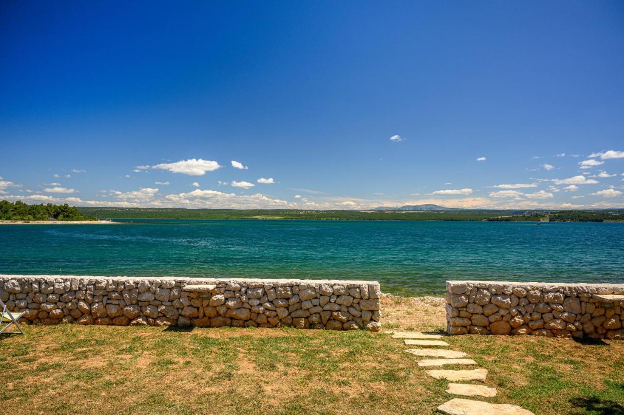 Sibenik Boats Leilighet Raslina Eksteriør bilde